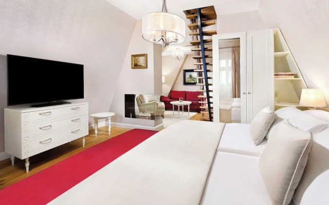 Hotel Lomnica