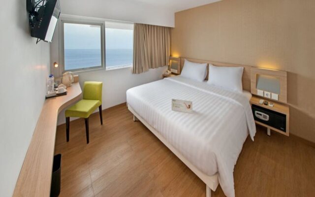 Whiz Prime Hotel Megamas Manado