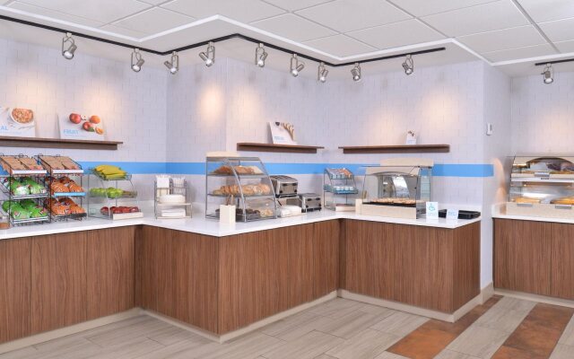 Holiday Inn Express & Suites Buffalo Downtown - Medical CTR by IHG