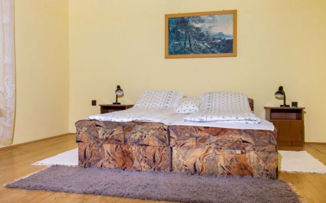 House Johny Balatonmariafurdo