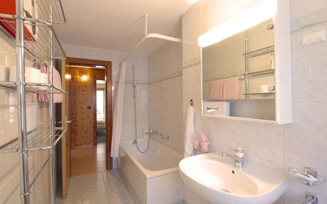 Haus Dent Blanche Apartment Castor