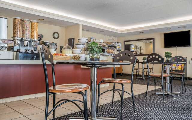 Comfort Suites London