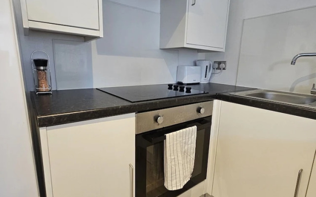 Charming 1-bed Apartment in Huddersfield