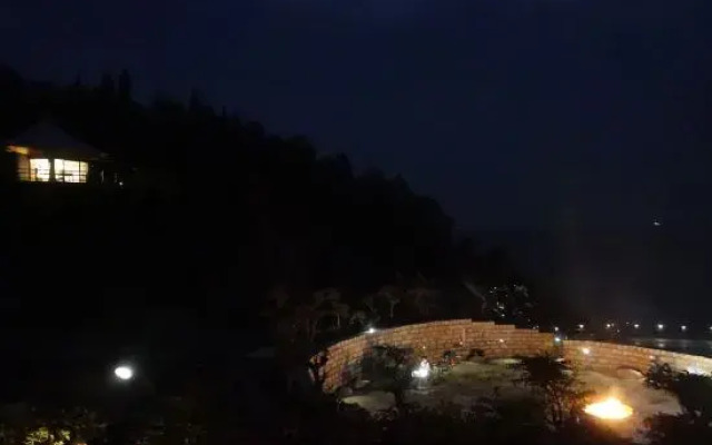 Yigelu Yeshe Tent Campsite Hostel