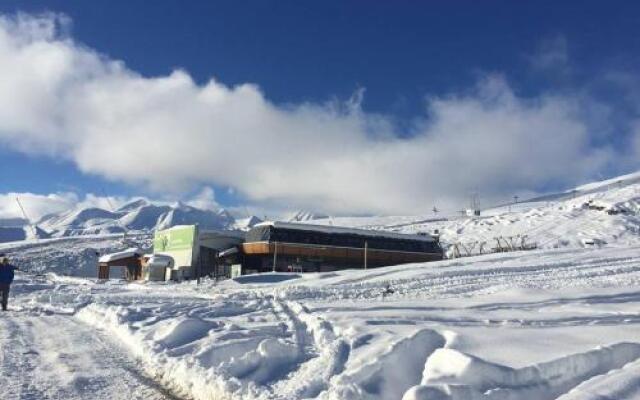 Redco 1 Apartament Gondola LIft