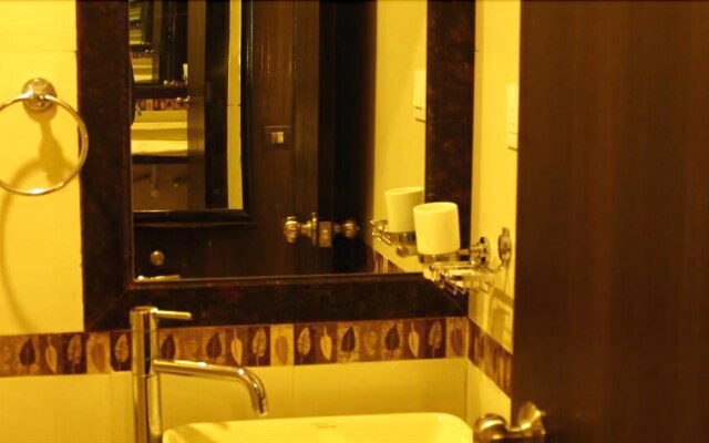 M The Business Hotel