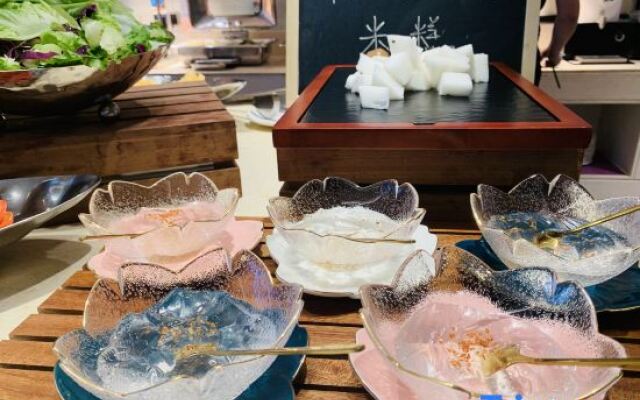 Yitel Collection Hotel (Ningbo Old Bund Sanjiangkou)