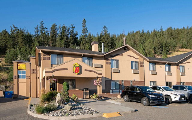 Super 8 by Wyndham Kamloops On The Hill
