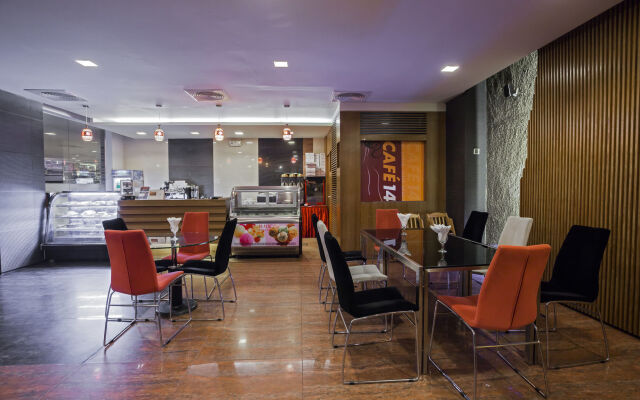 Long Beach Hotel