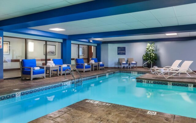 Four Points by Sheraton Bentonville