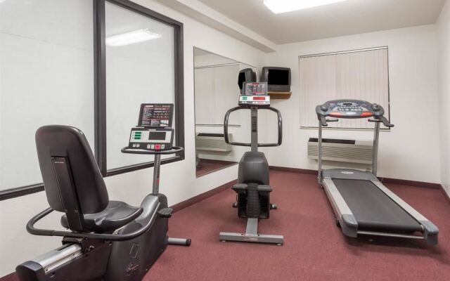 Super 8 Prince Frederick