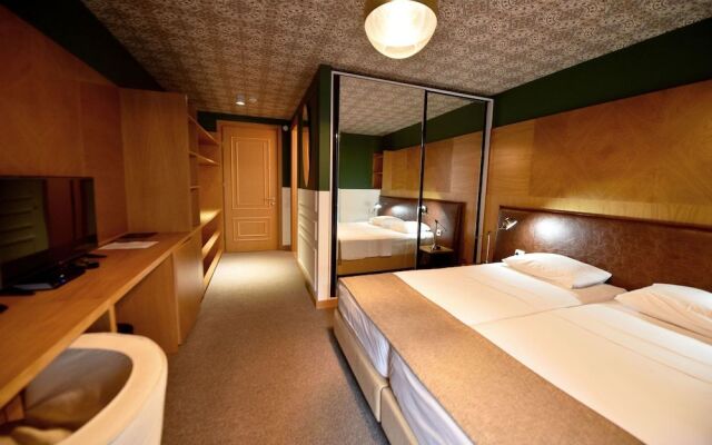 Kshotel