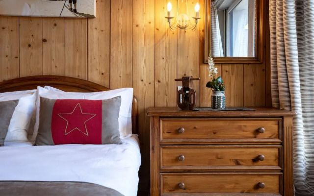 Chalet Hôtel La Sapinière