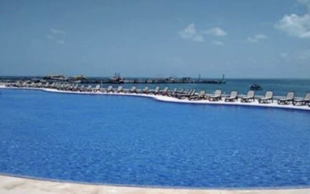 Amara Cancun Beachfront