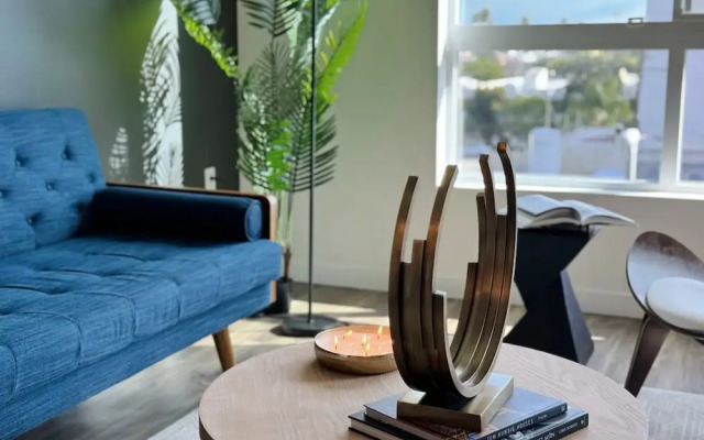 Modern Mid-hollywood Home Sunset View Free Parking