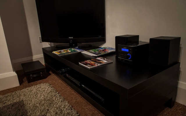 Central Suite - Simple2let Serviced Apartments