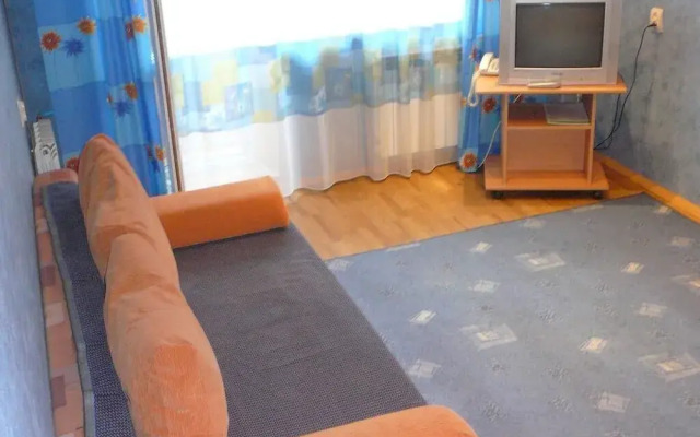 Apartment on Melnichnaya 24