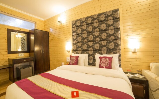 OYO 5174 Hotel Pamposh