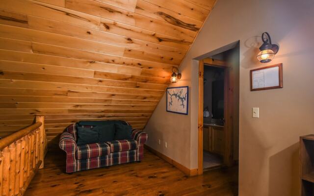 Logxurious 5 Bedroom House