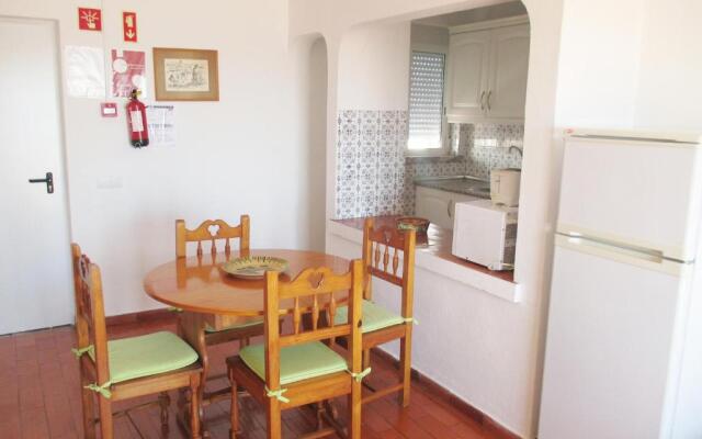 Apartamentos Salema Praia Club