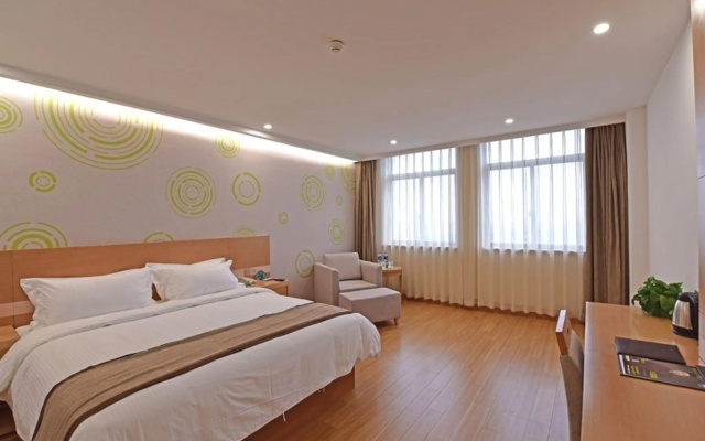 GreenTree Inn Tongxiang Chongfuzhen World Fur Center Branch – Guest Rooms – Jiaxing