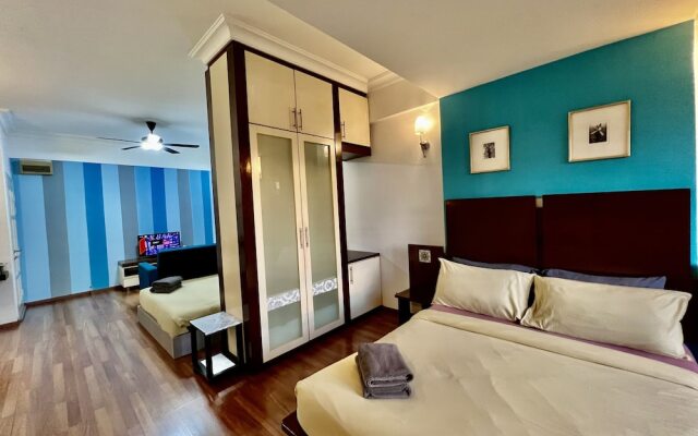 Casa Mutiara Apartments by Moonlight