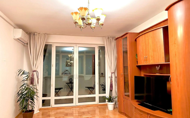 Vintage Bucharest apartment