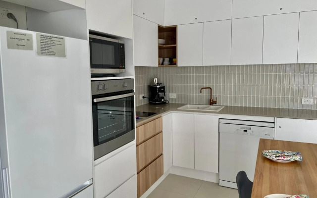 Noosa Shores Resort