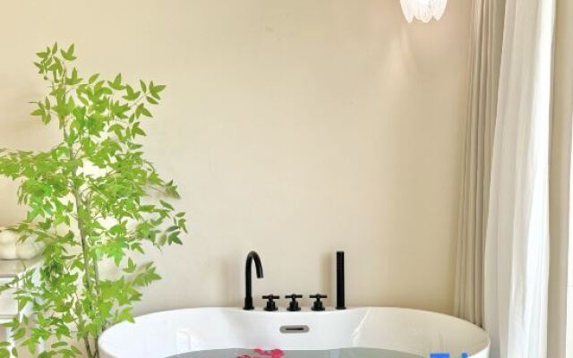 Shanghai Rainbow Garden Resort Homestay