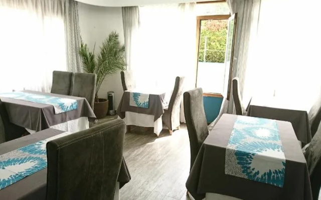 Hôtel Restaurant La Chaumière