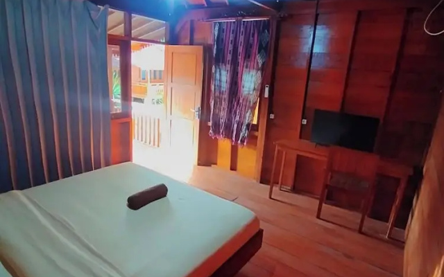 Westwood Bungalow – Guest Rooms – Gili Trawangan