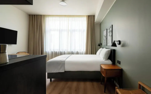 Limehome Athens Geraniou