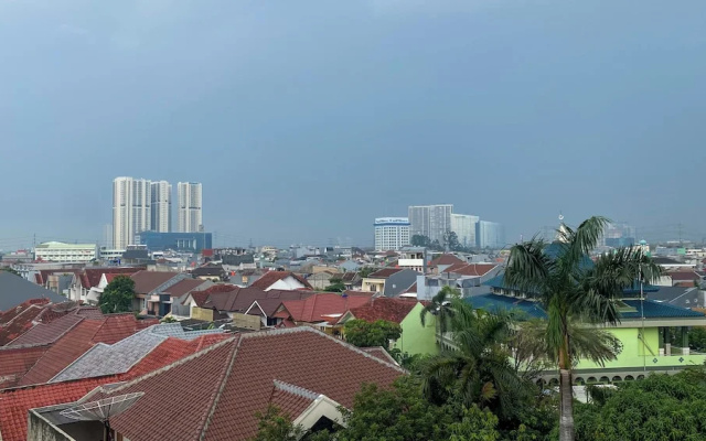 Minimalist Studio Taman Semanan Indah Cengkareng Apartment