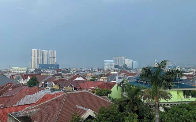 Minimalist Studio Taman Semanan Indah Cengkareng Apartment