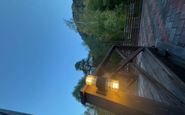 River House (Ривер Хаус)