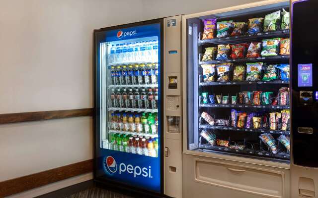 Days Inn & Conference Centre by Wyndham Prince Albert