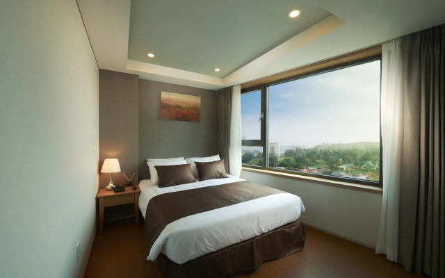Benikea Jungmun Hotel