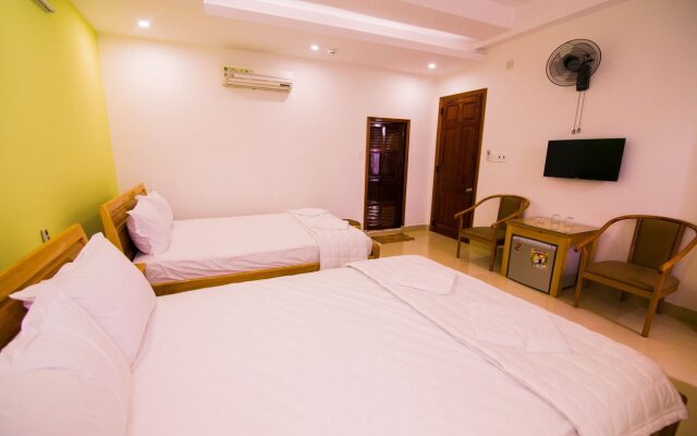 Dong Phuong Hotel