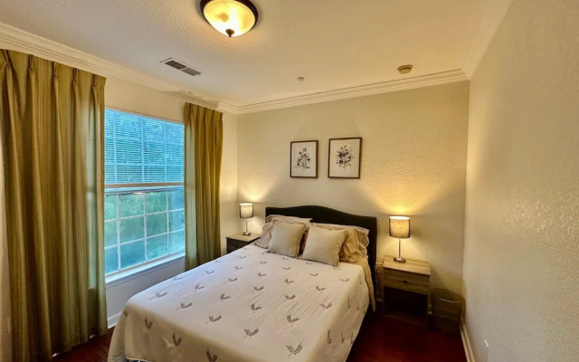 Tuscana Paradise 3BR Condo Near Disney Parks