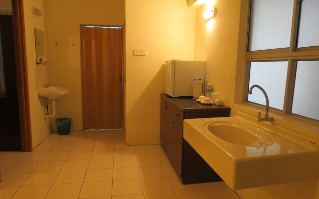 Virgo Batik Resort Teluk Batik Lumut