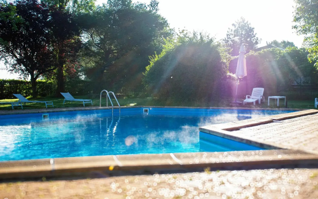 Le relais fleuri, Hôtel et restaurant Logis - Avallon
