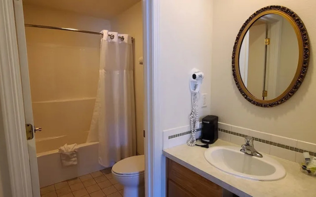 Ocean Breeze Motel