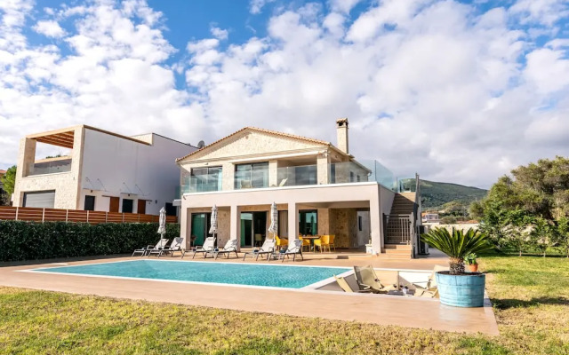 MaDiZé Beach House on the Sea