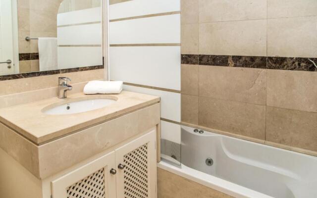 Luxury Duplex Penthouse Alcazaba Beach - RDR157