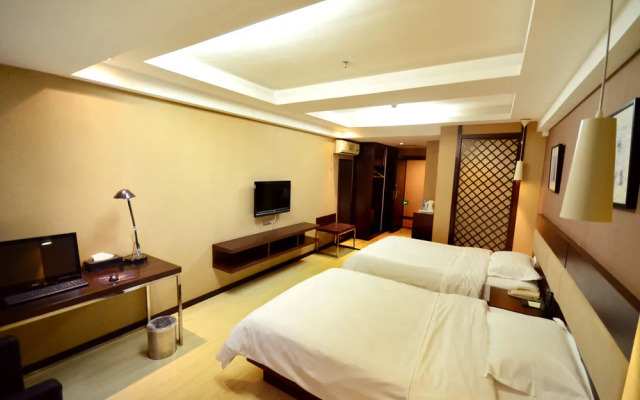 Jiashiting Hankou Railway Station Hotel