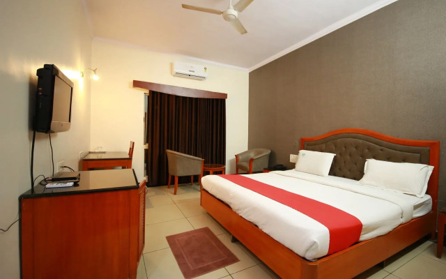 Hotel Chetan International