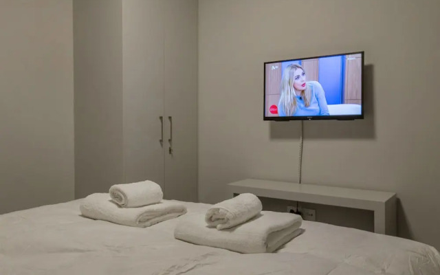 Sophisticated Apartment in Syntagma by GHH