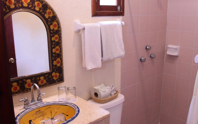 Hacienda San Miguel Hotel & Suites