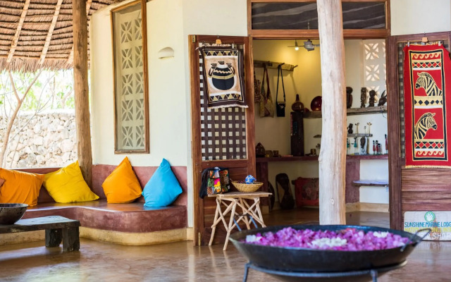 Sunshine Marine Lodge
