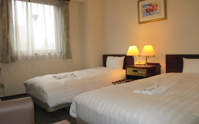 Hotel Green With